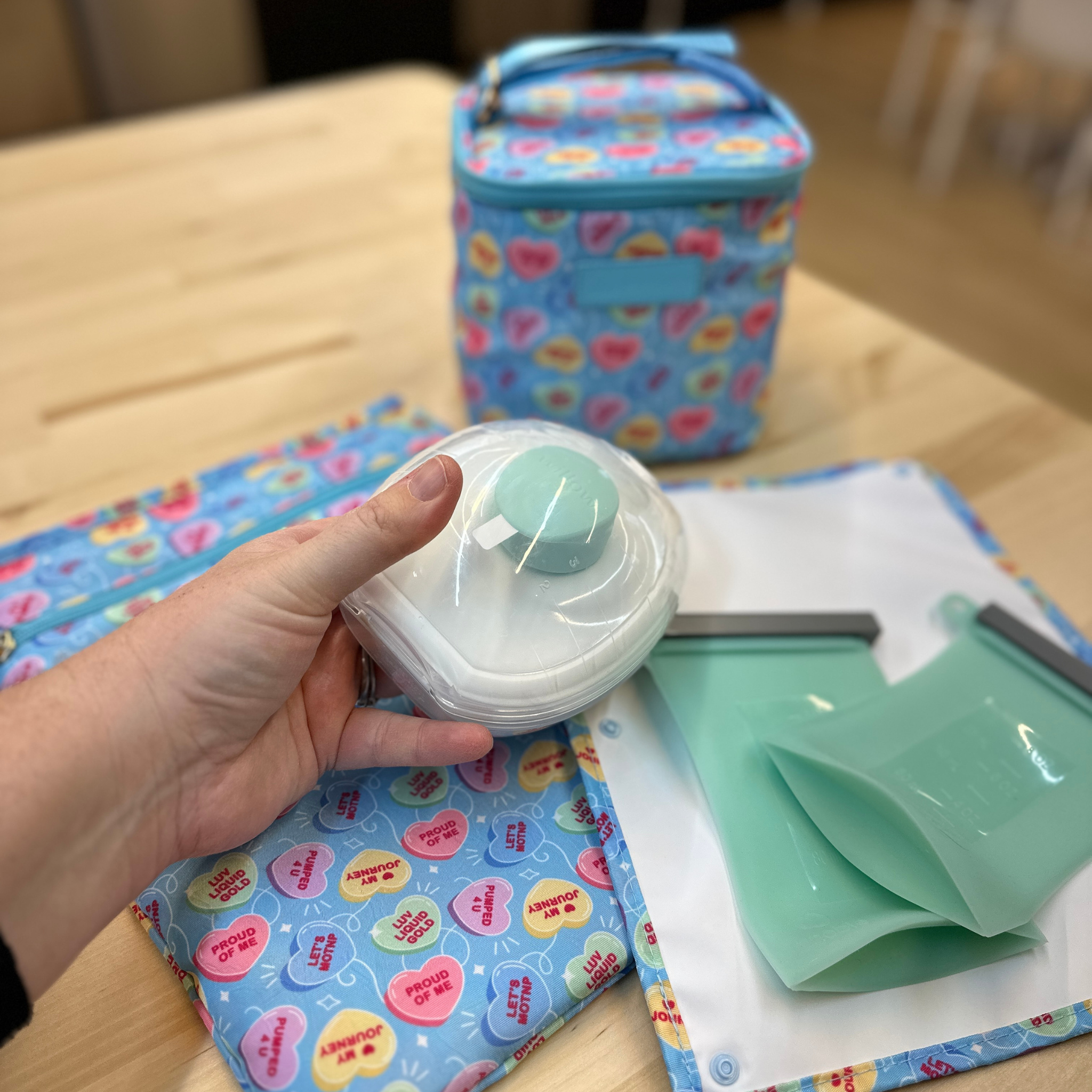 Cold Gold Breastmilk Cooler Bag (Ice Pack Included) (Candy Conversation Hearts)
