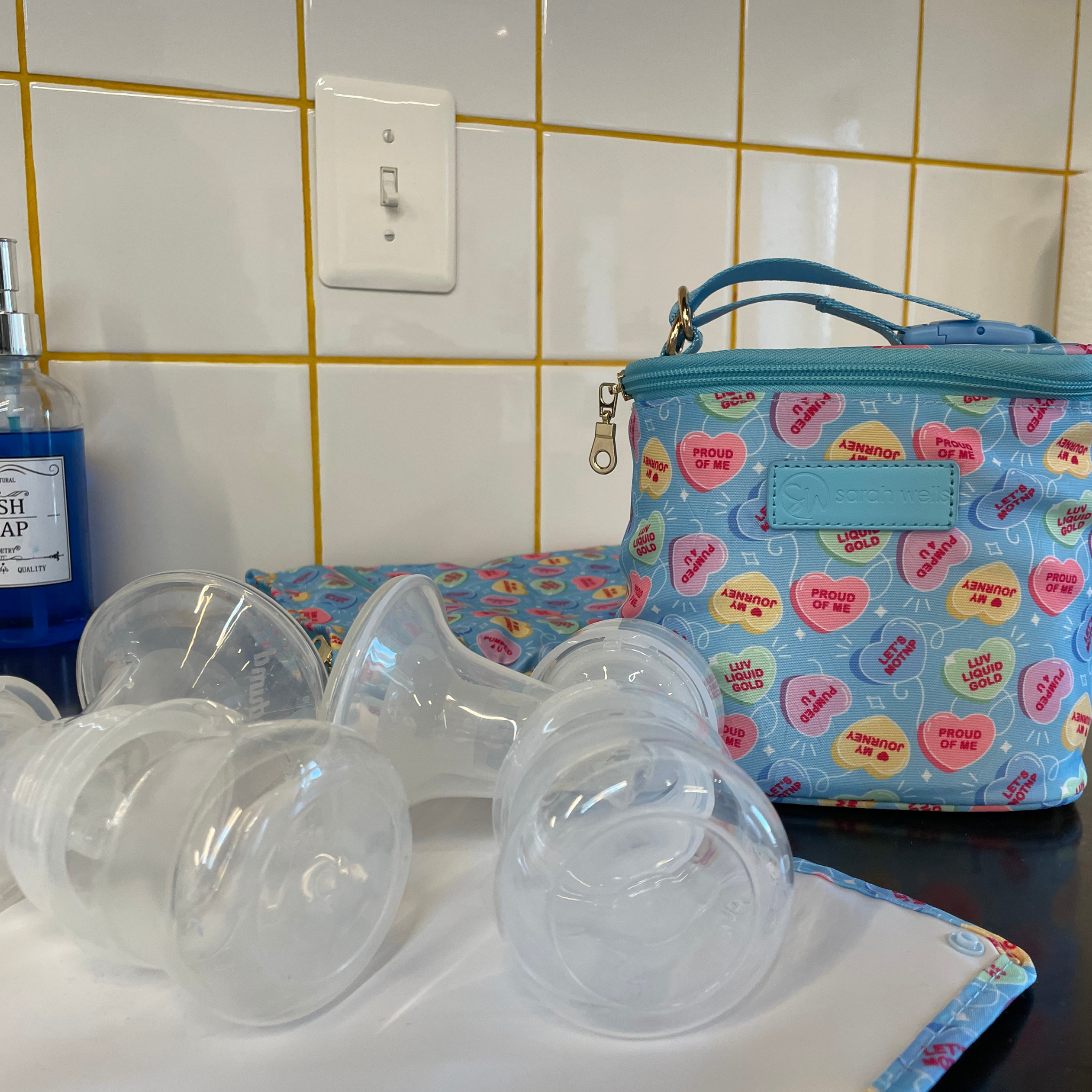 Cold Gold Breastmilk Cooler Bag (Ice Pack Included) (Candy Conversation Hearts)