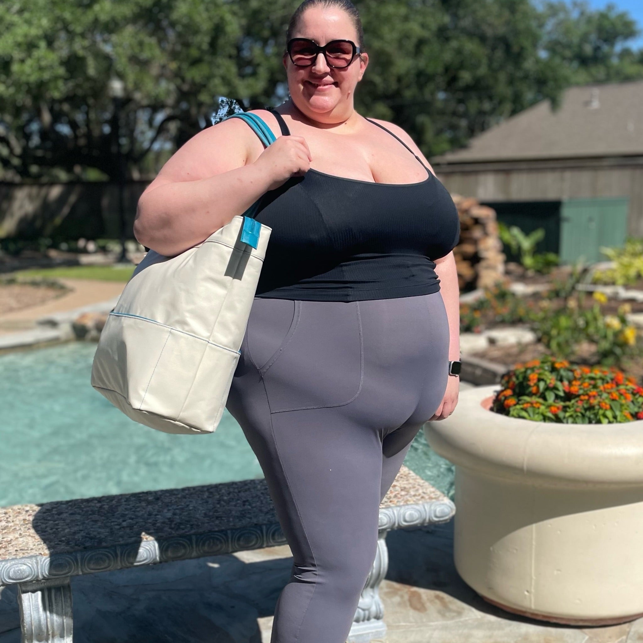 OUTLET Austin Canvas Tote (Tidal Blue)