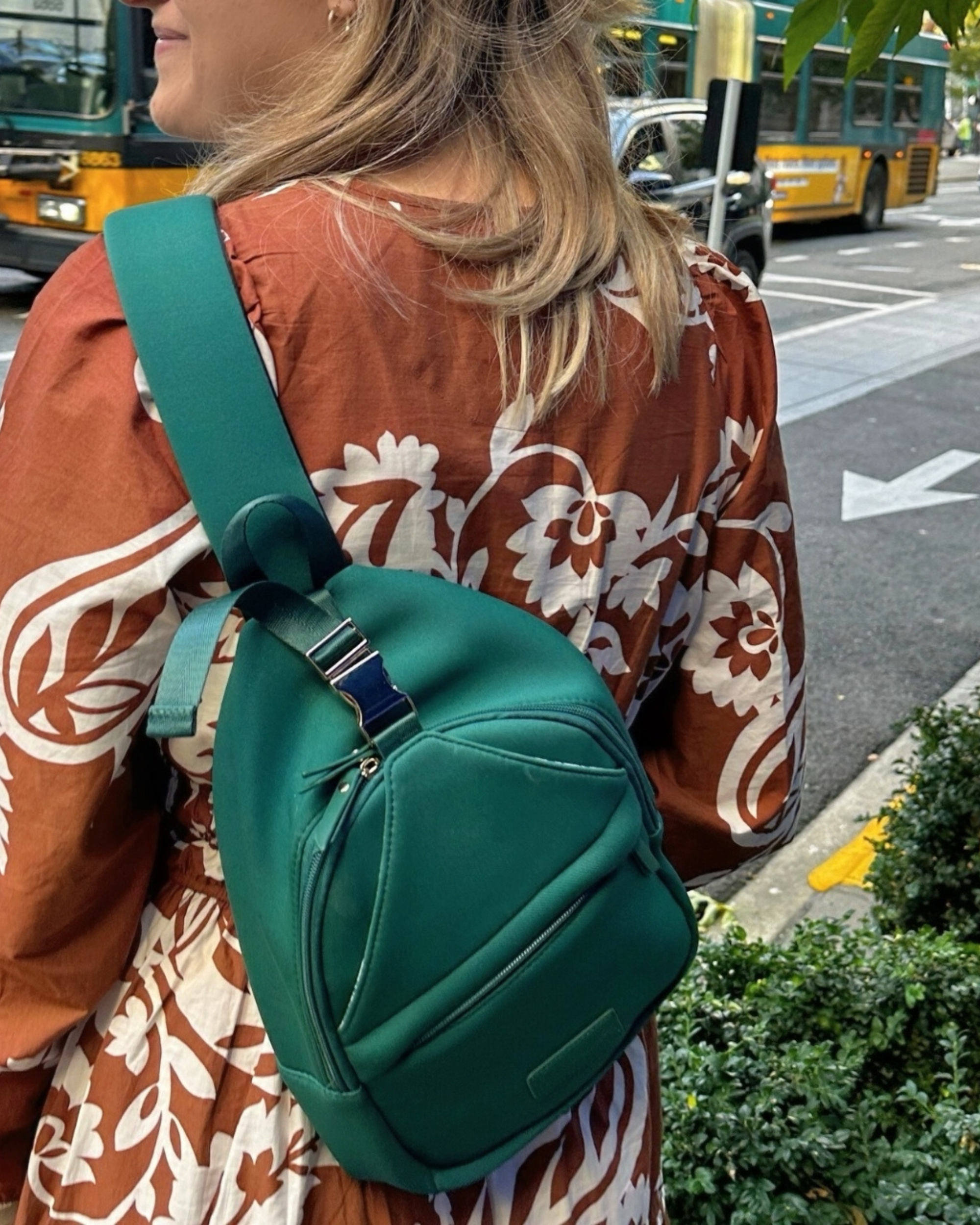Allie Breast Pump Sling Bag (Forrest Green)