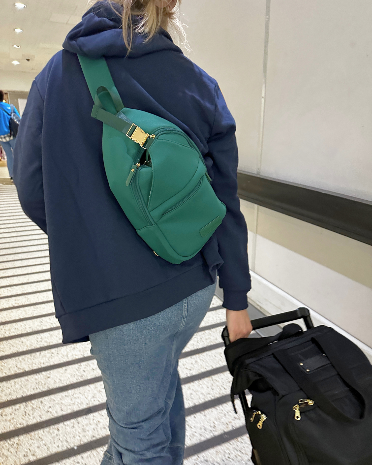 Allie Breast Pump Sling Bag (Forrest Green)