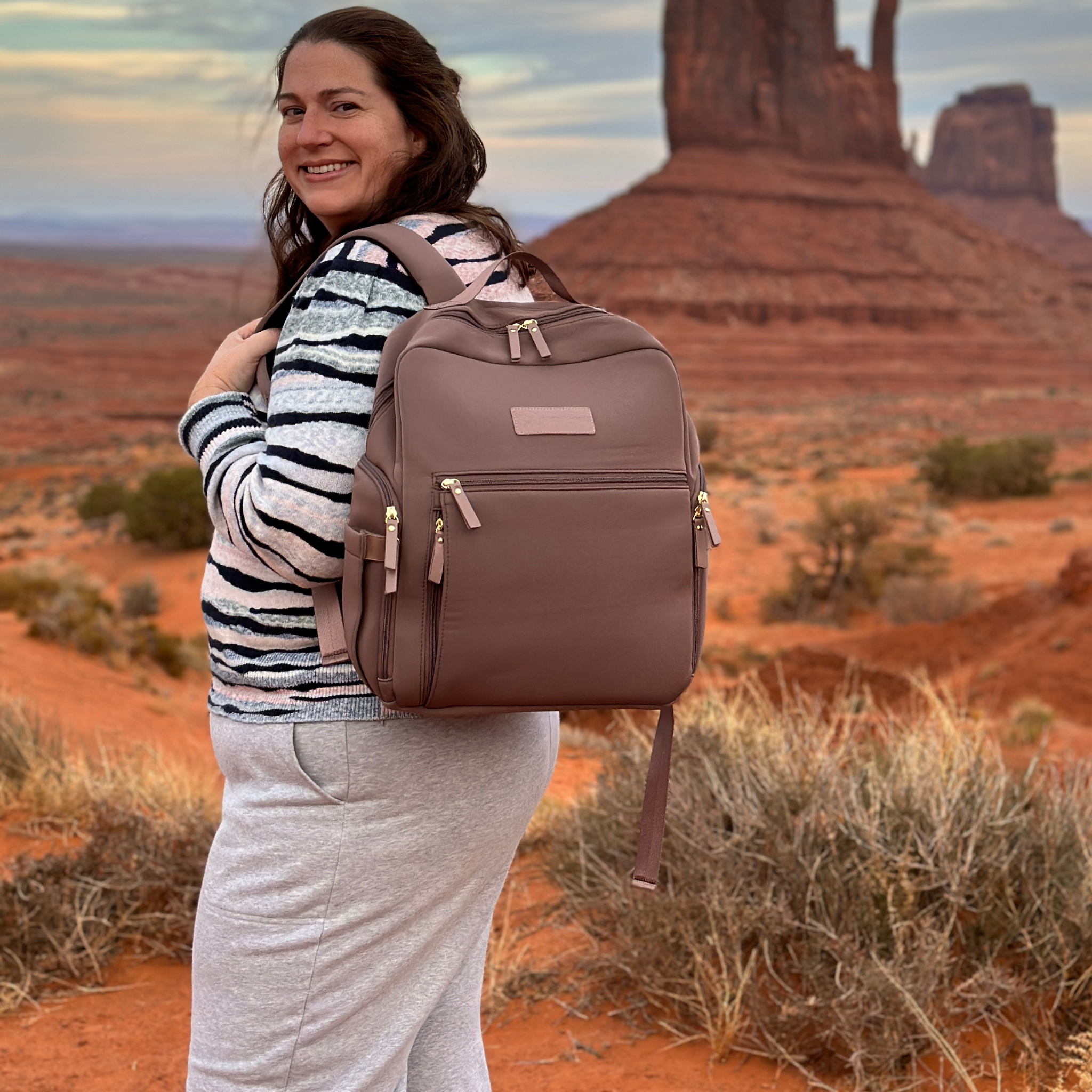 Fiona Breast Pump Backpack (Earth)