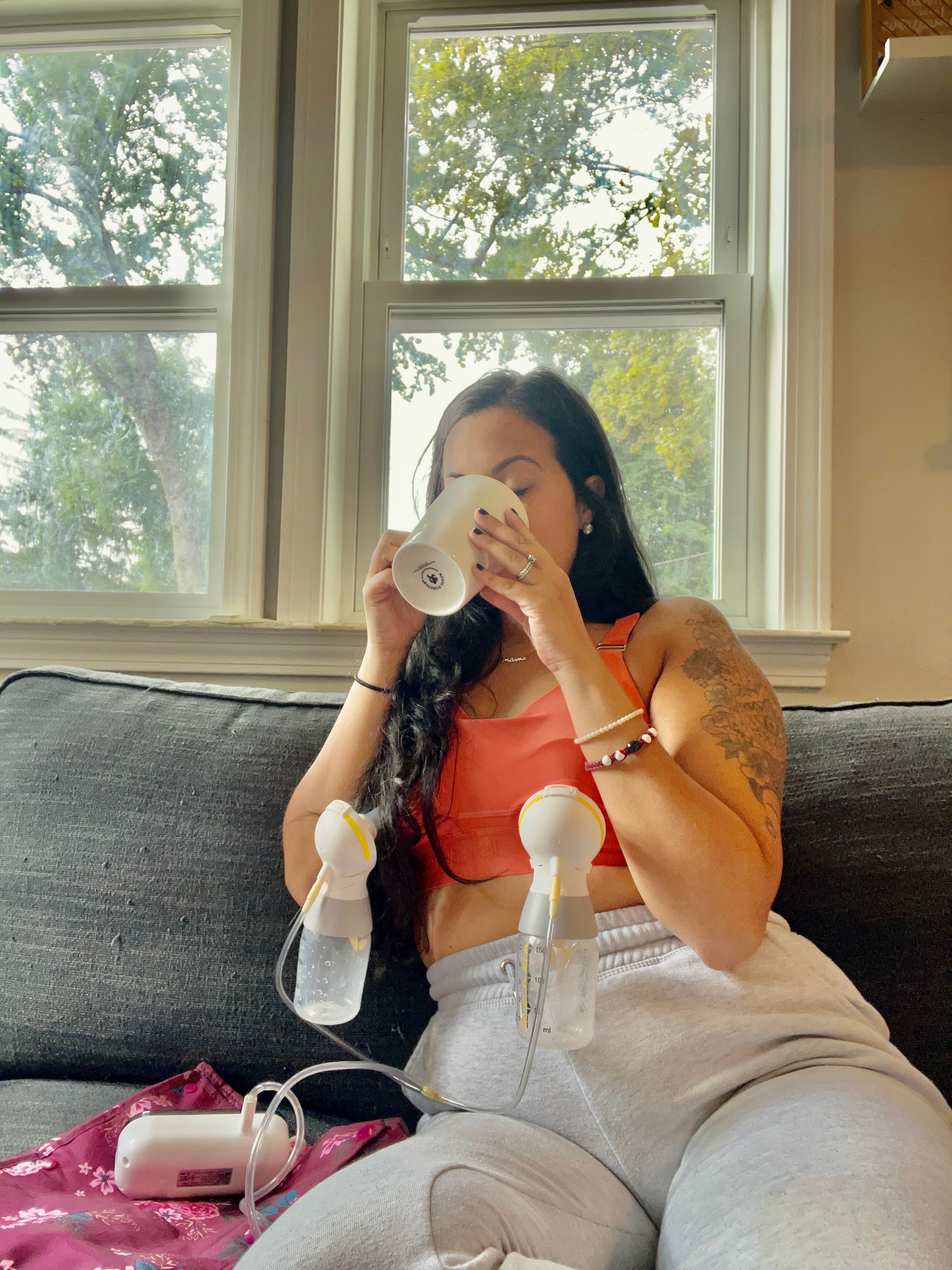 OUTLET Hands Free Pumping Journey Bra - Bold