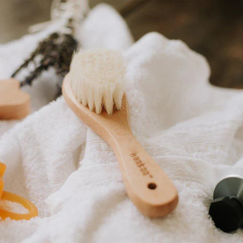 Haakaa Goats Wool Wooden Baby Brush &amp; Comb Set