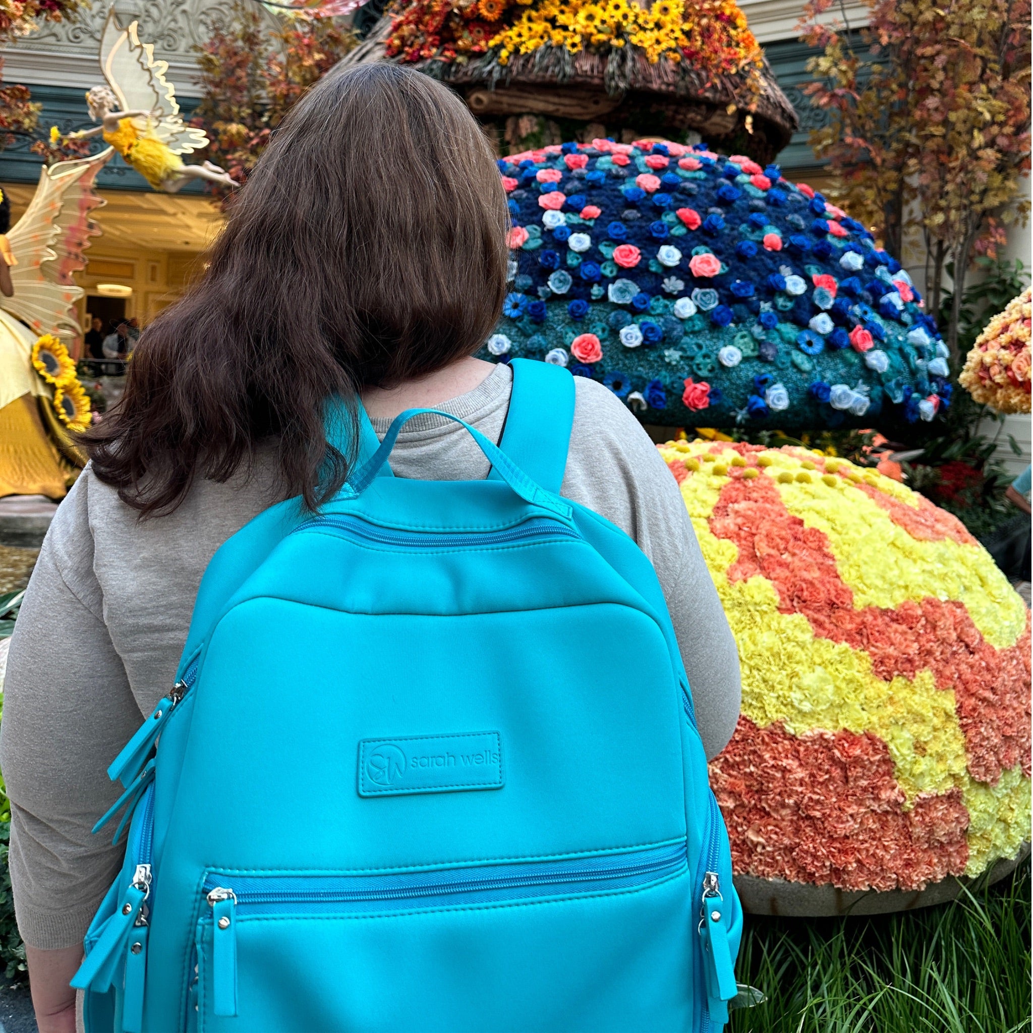 Sarah Wells Fiona Breast Pump Backpack – Neoprene, Machine Washable Bag with Insulated Storage, Laptop Sleeve &amp; Straps