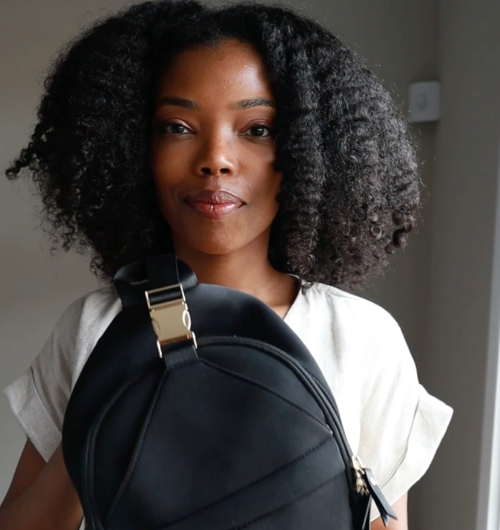 Allie Sling Bag Black Collaboration Sarah Wells x Medela