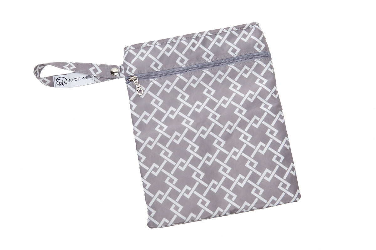 Pumparoo (Gray) / Breast Pump Bags &amp; Accessories from Sarah Wells