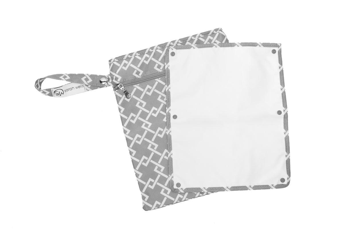 Pumparoo (Gray) / Breast Pump Bags &amp; Accessories from Sarah Wells