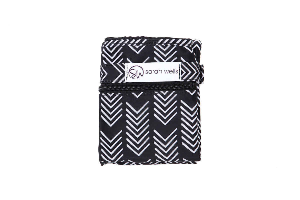 Pumparoo (Black &amp; White) / Breast Pump Bags &amp; Accessories from Sarah Wells